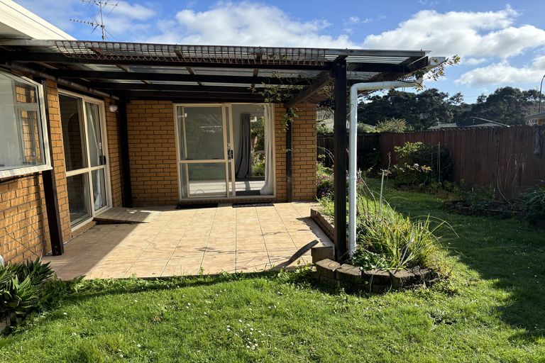 Photo of property in 31 Waimoko Glen, Swanson, Auckland, 0612