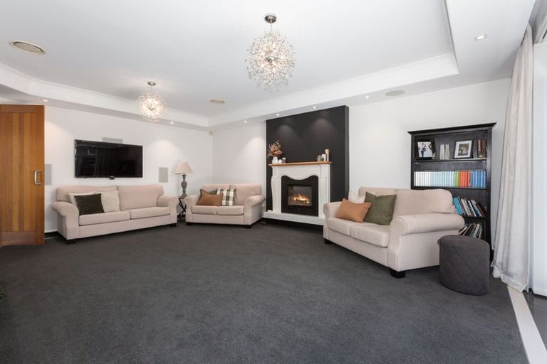 Photo of property in 22 Kahurangi Heights, Aotea, Porirua, 5024