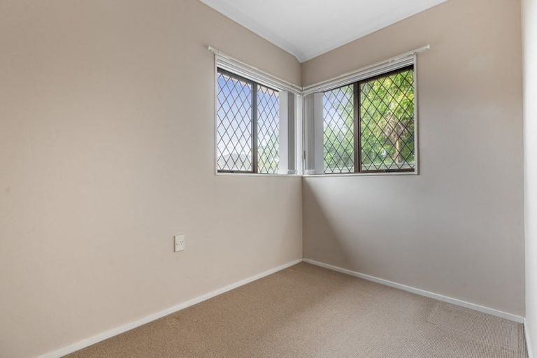 Photo of property in 2/6 Arthur Road, Hillpark, Auckland, 2102