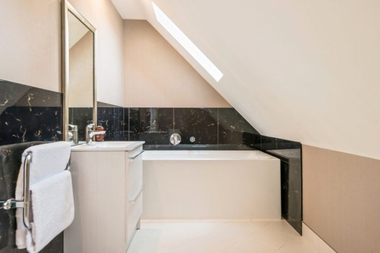 Photo of property in 78 Sutton Road, Brookby, Manurewa, 2576