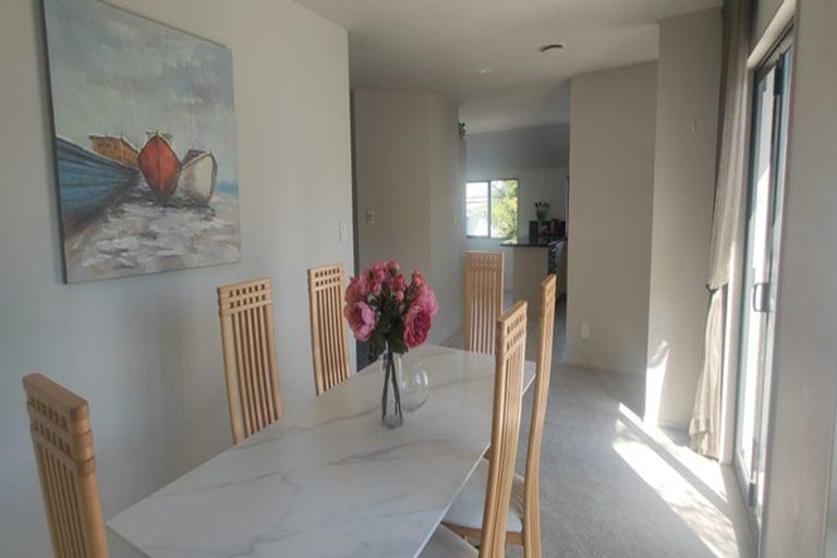 Photo of property in 416 Beach Road, Mairangi Bay, Auckland, 0630