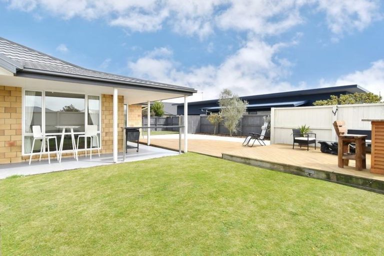 Photo of property in 18 Magnolia Boulevard, Kaiapoi, 7630