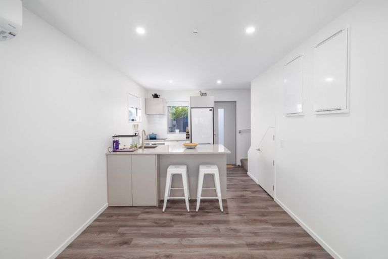 Photo of property in 3/51 Hills Road, Edgeware, Christchurch, 8013