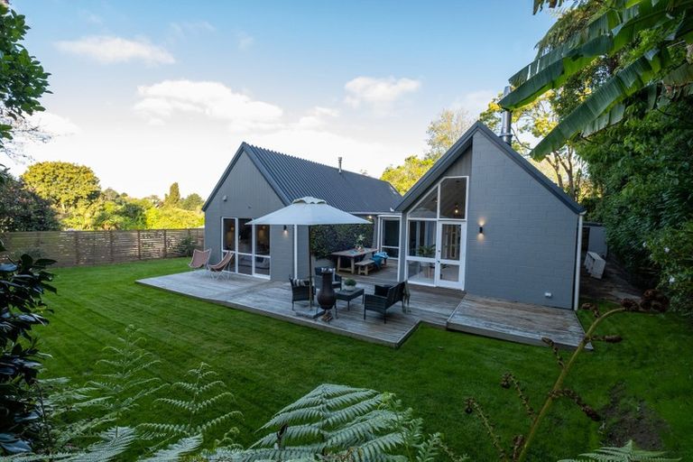 Photo of property in 10 Doralto Road, Frankleigh Park, New Plymouth, 4310