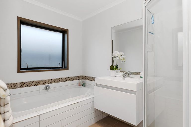 Photo of property in 129 Wentworth Drive, Rototuna North, Hamilton, 3210