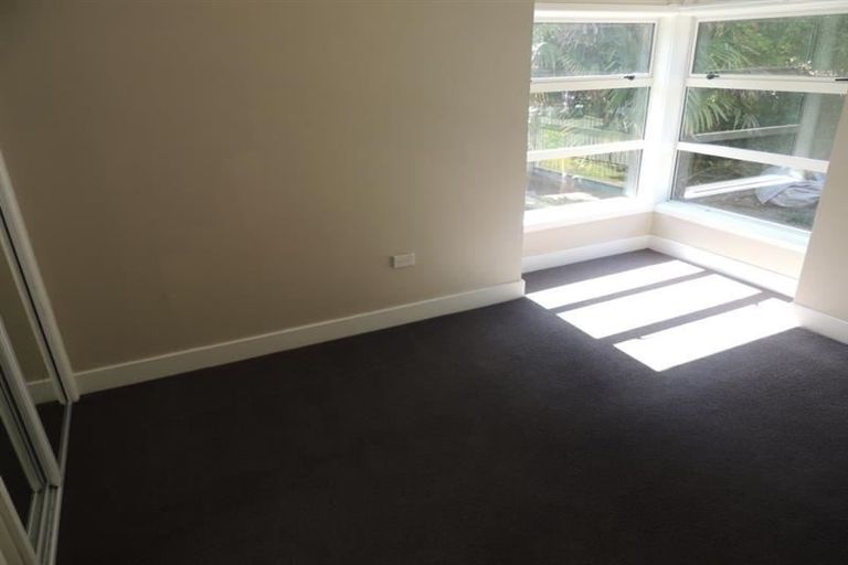 Photo of property in 30 Coote Road, Bluff Hill, Napier, 4110