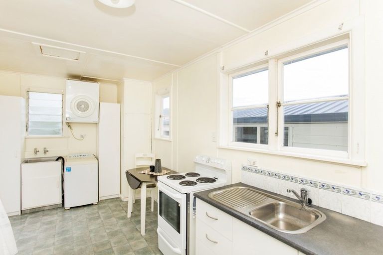 Photo of property in 9 Leon Street, Riverdale, Gisborne, 4010