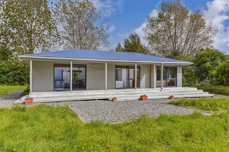 Photo of property in 77 Postman Road, Dairy Flat, Albany, 0794