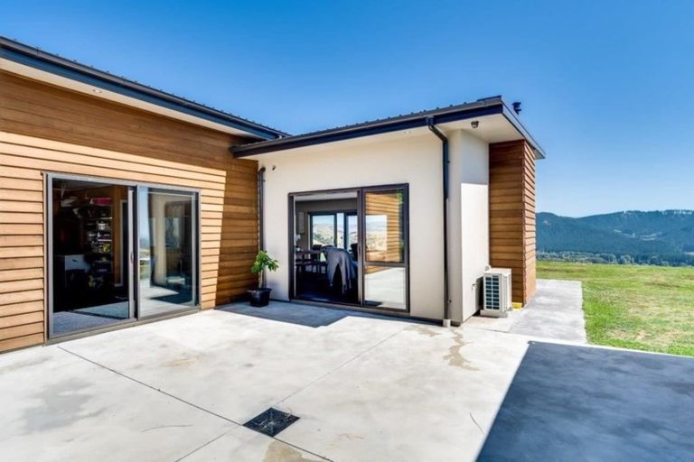 Photo of property in 164 Eskridge Drive, Eskdale, Napier, 4182