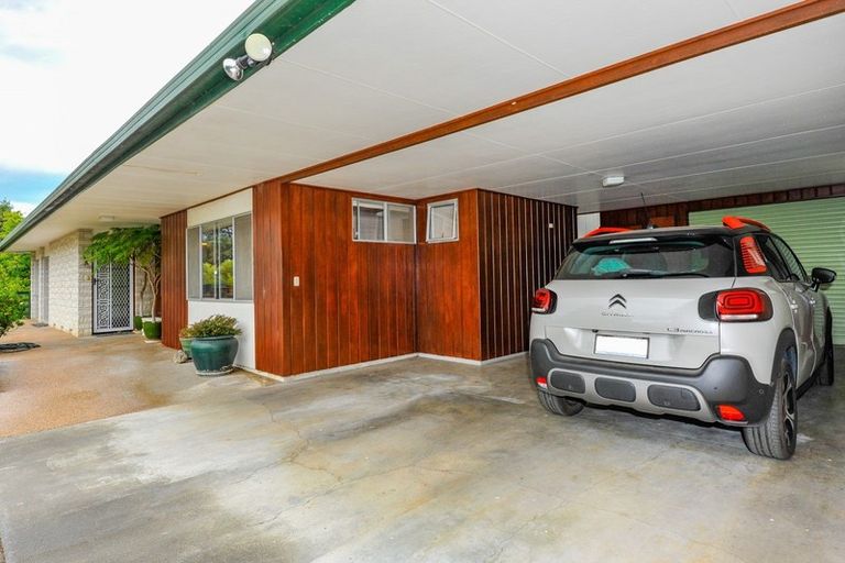 Photo of property in 155 Poraiti Road, Poraiti, Napier, 4182