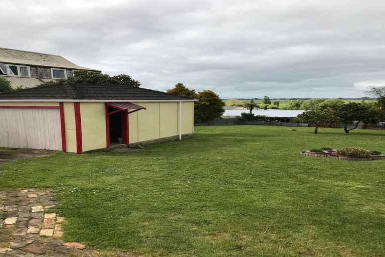 Photo of property in 37 Gibson Road, Dinsdale, Hamilton, 3204