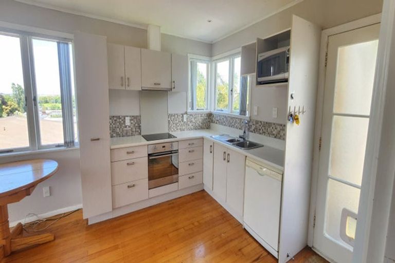 Photo of property in 8 Melton Road, Mount Wellington, Auckland, 1060