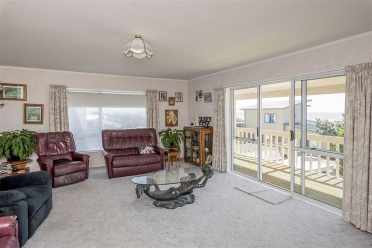 Photo of property in 5 Scott Avenue, Otaki Beach, Otaki, 5512