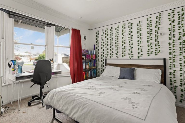 Photo of property in 702 Queen Street East, Parkvale, Hastings, 4122