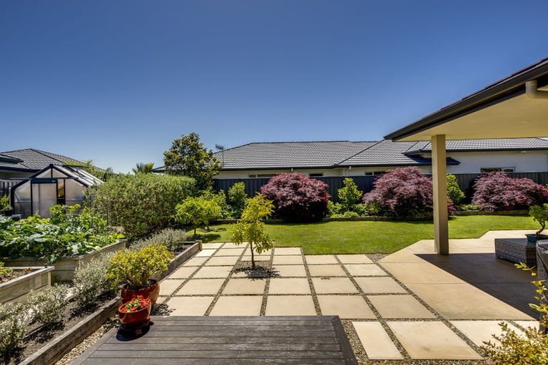 Photo of property in 19 Kapiti Drive, Poraiti, Napier, 4112