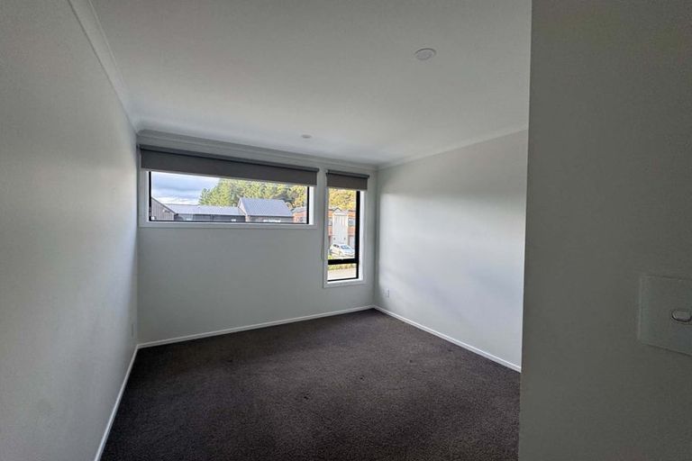 Photo of property in 10 Betty Boyes Street, Wallaceville, Upper Hutt, 5018