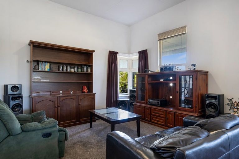 Photo of property in 24a Mckenzie Street, Levin, 5510