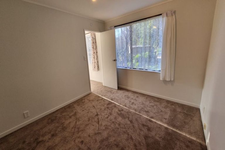 Photo of property in 55a Totara Road, Te Atatu Peninsula, Auckland, 0610