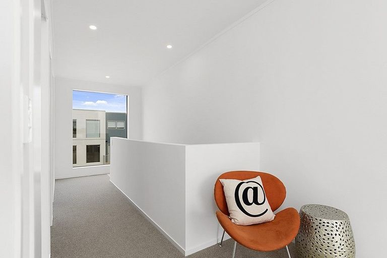 Photo of property in 31 Reynolds Place, Papamoa Beach, Papamoa, 3118