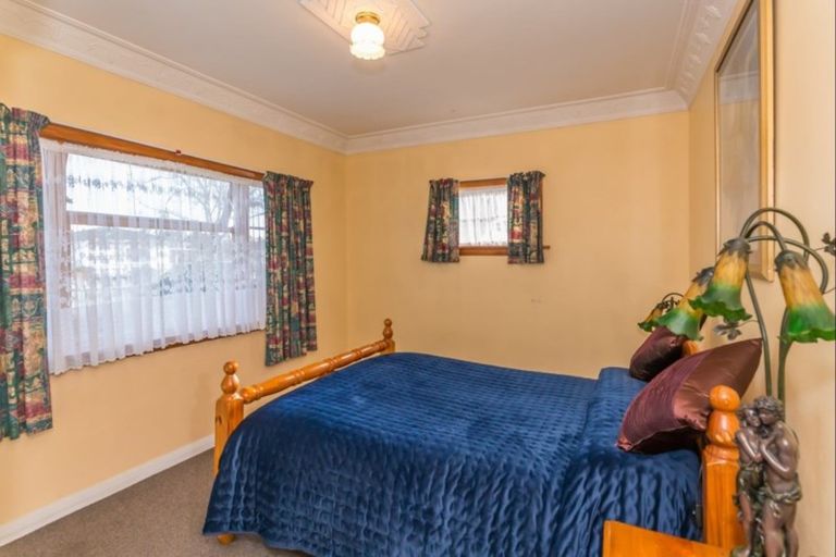 Photo of property in 30 Hannan Street, Levin, 5510