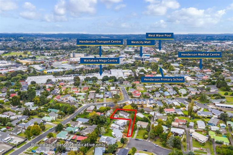 Photo of property in 18 Dellwood Avenue, Henderson, Auckland, 0612