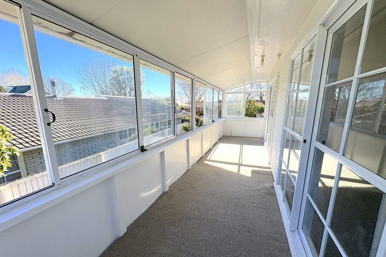 Photo of property in 49 Parkstone Avenue, Ilam, Christchurch, 8041