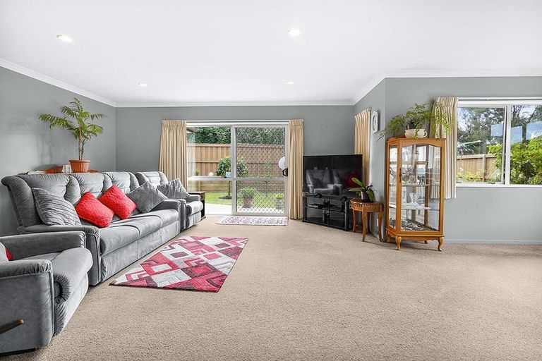 Photo of property in 8 Ashgrove Court, Hamilton East, Hamilton, 3216