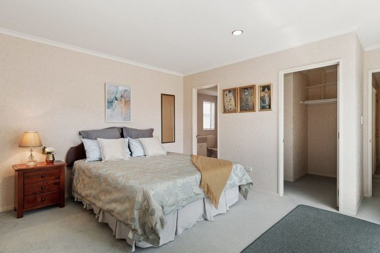 Photo of property in 6 Rothesay Lane, Bethlehem, Tauranga, 3110