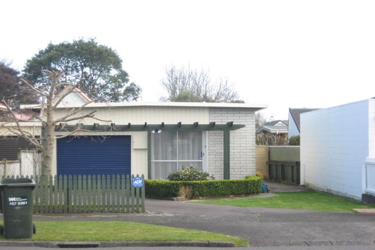 Photo of property in 7a George Street, Lower Vogeltown, New Plymouth, 4310