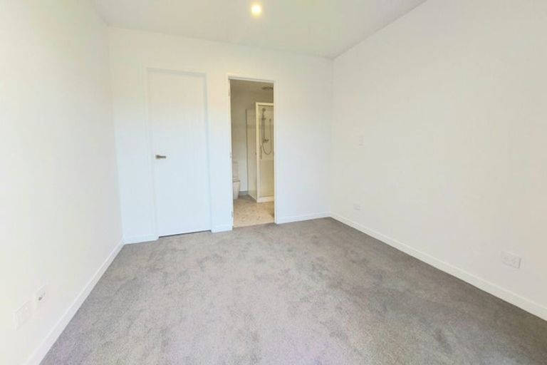 Photo of property in 10 Papaka Lane, Poike, Tauranga, 3112