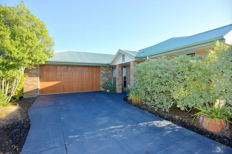 Photo of property in 11 Kohi Drive, Parklands, Christchurch, 8083
