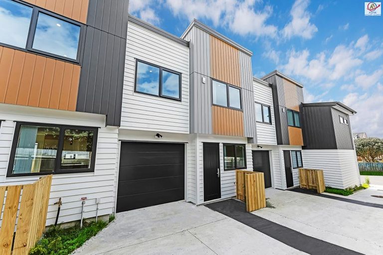 Photo of property in 26c Cape Road, Mangere, Auckland, 2022