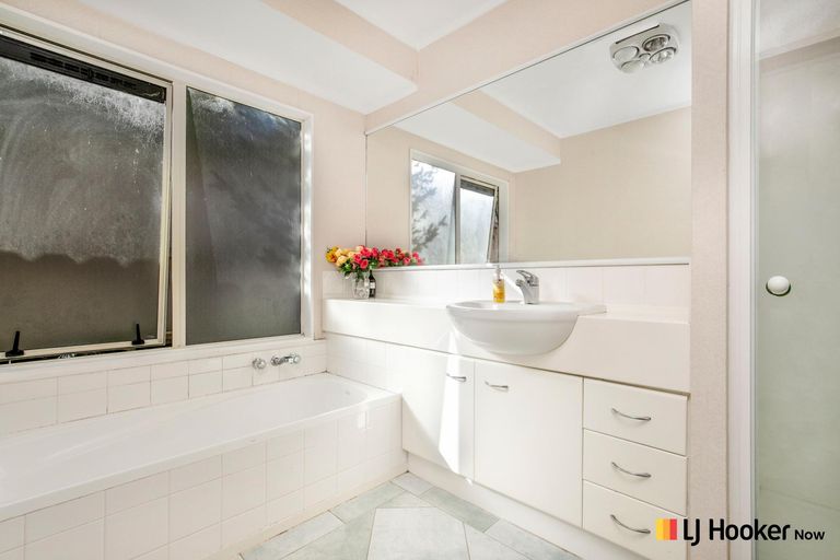 Photo of property in 41 Sheriff Place, Randwick Park, Auckland, 2105