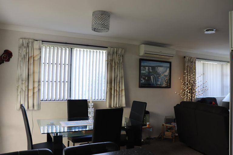 Photo of property in 84 Hakanoa Street, Huntly, 3700