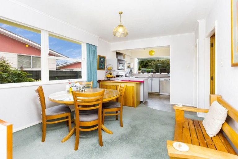 Photo of property in 12a Ebdentown Street, Ebdentown, Upper Hutt, 5018