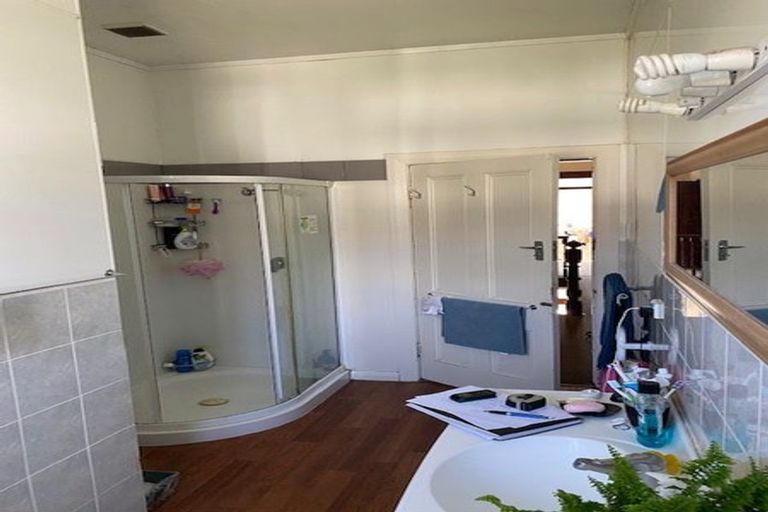 Photo of property in 1/27 Brougham Street, Mount Victoria, Wellington, 6011