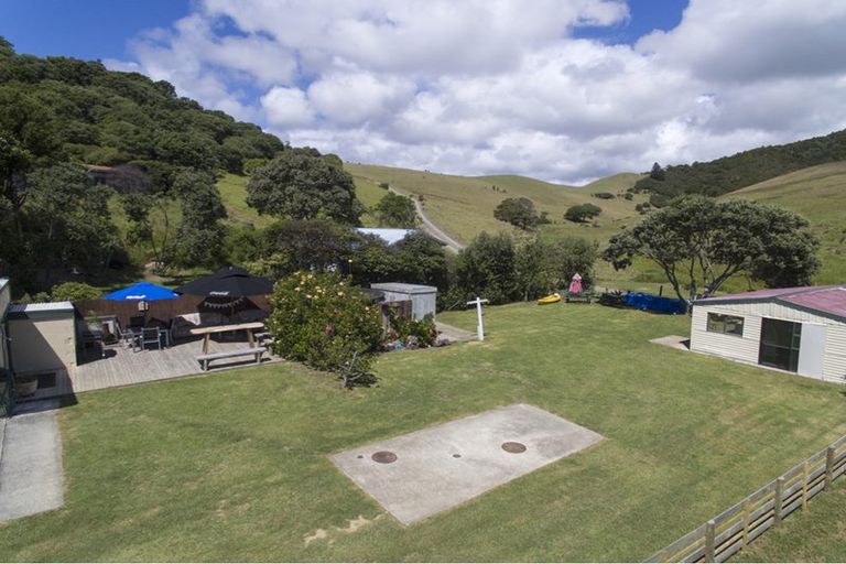 Photo of property in 1305c Matapouri Road, Matapouri, Whangarei, 0173