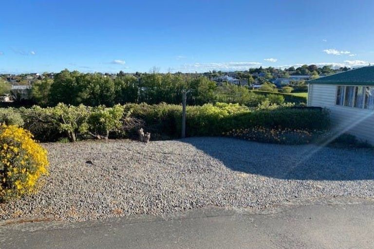 Photo of property in 24 Ellesmere Place, Oceanview, Timaru, 7910