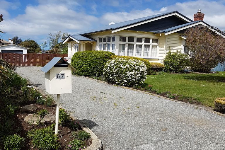 Photo of property in 67 Rhodes Street, Waimate, 7924