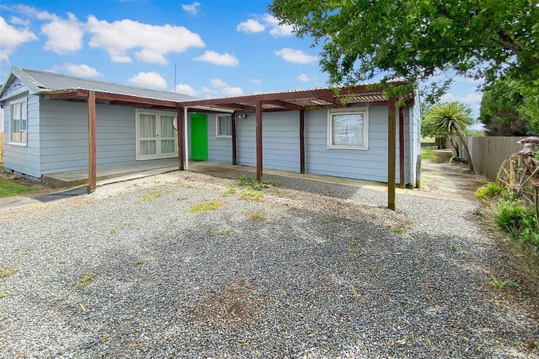 Photo of property in 425 Kainga Road, Brooklands, Christchurch, 8083