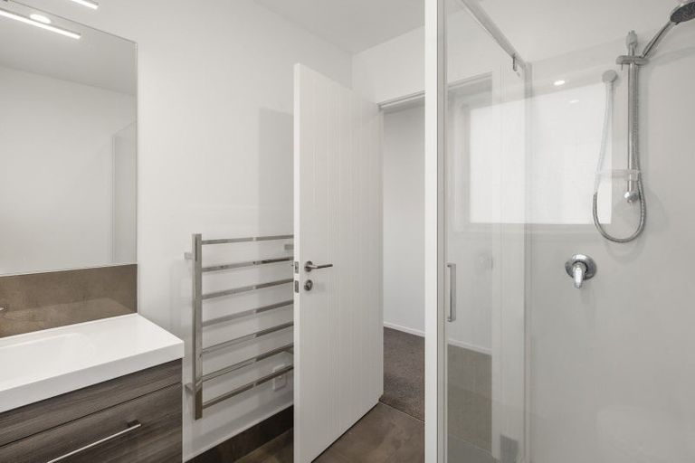 Photo of property in 140 Lisland Drive, Kinloch, Taupo, 3377