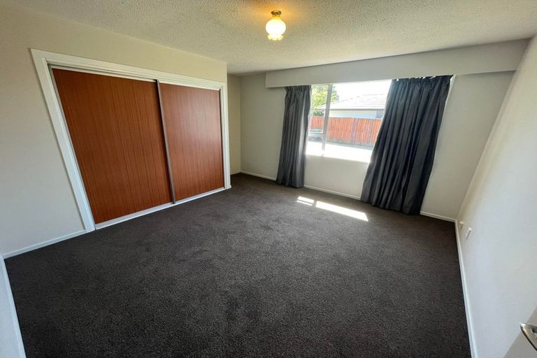 Photo of property in 1/97 Gayhurst Road, Dallington, Christchurch, 8061