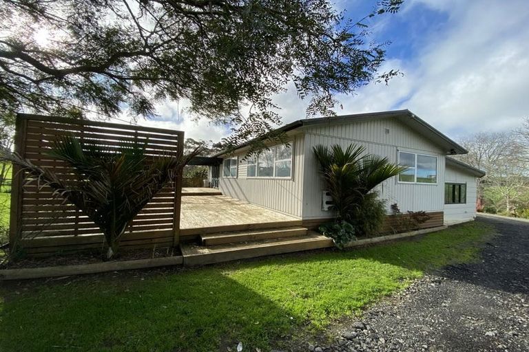 Photo of property in 1158 State Highway 16, Waimauku, 0883