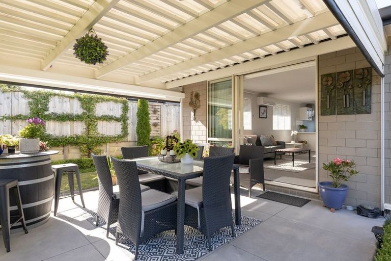 Photo of property in Waterview Estate, 60/4 Greystone Place, Omokoroa, 3114