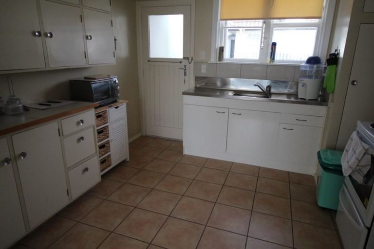 Photo of property in 141 Ferguson Street, West End, Palmerston North, 4412