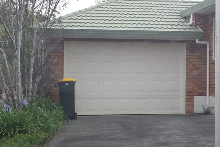 Photo of property in 2/47 Vincent Street, Howick, Auckland, 2014