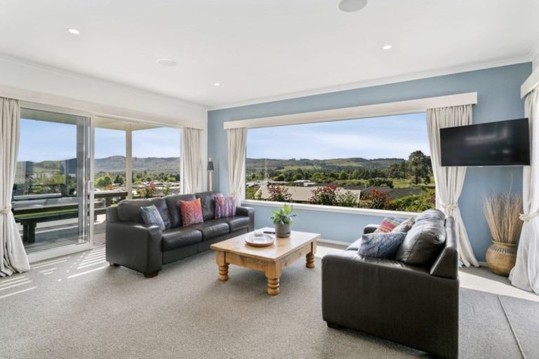 Photo of property in 15 Kittyhawk Drive, Kinloch, Taupo, 3377