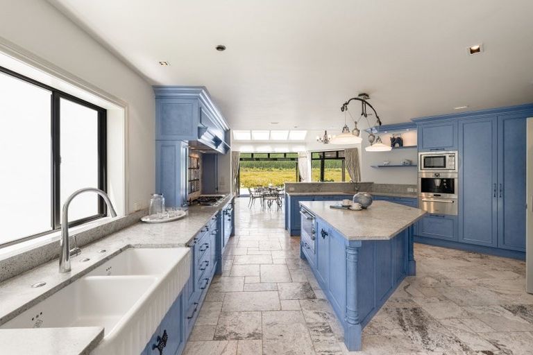 Photo of property in 82 Opoutere Road, Whangamata, 3691