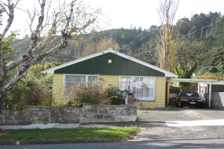 Photo of property in 45 Hay Street, Naenae, Lower Hutt, 5011