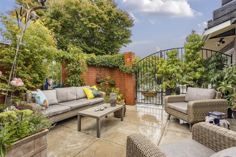 Photo of property in 1/5 Merrin Street, Avonhead, Christchurch, 8042